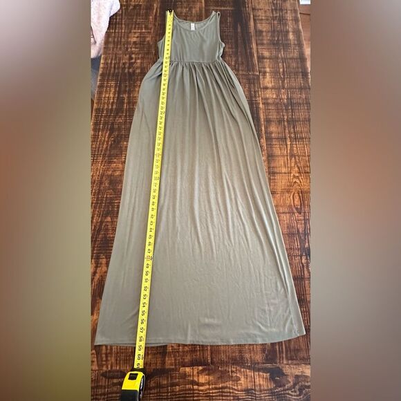 NWOT- Zenana Outfitters Maxi Dress - Picture 2 of 4